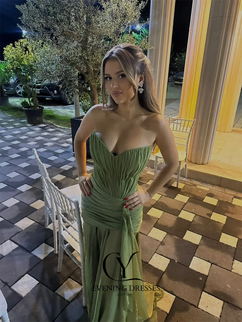 CUYUN Customize Olive Green Women Formal Evening Dresses A Line Pleated Strapless Chiffon Party Dress Banquet Long Prom Dress