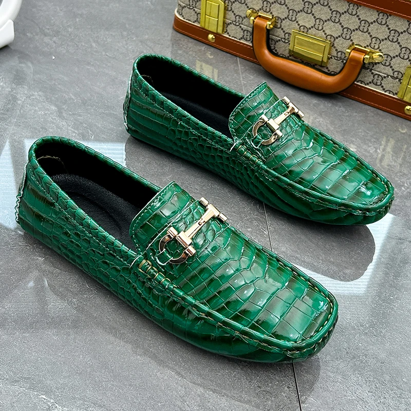 High Quality Patent Leather Men\'s Casual Shoes Brand Driving Shoes Male Crocodile Pattern Loafers For Men Moccasin Flat Shoes