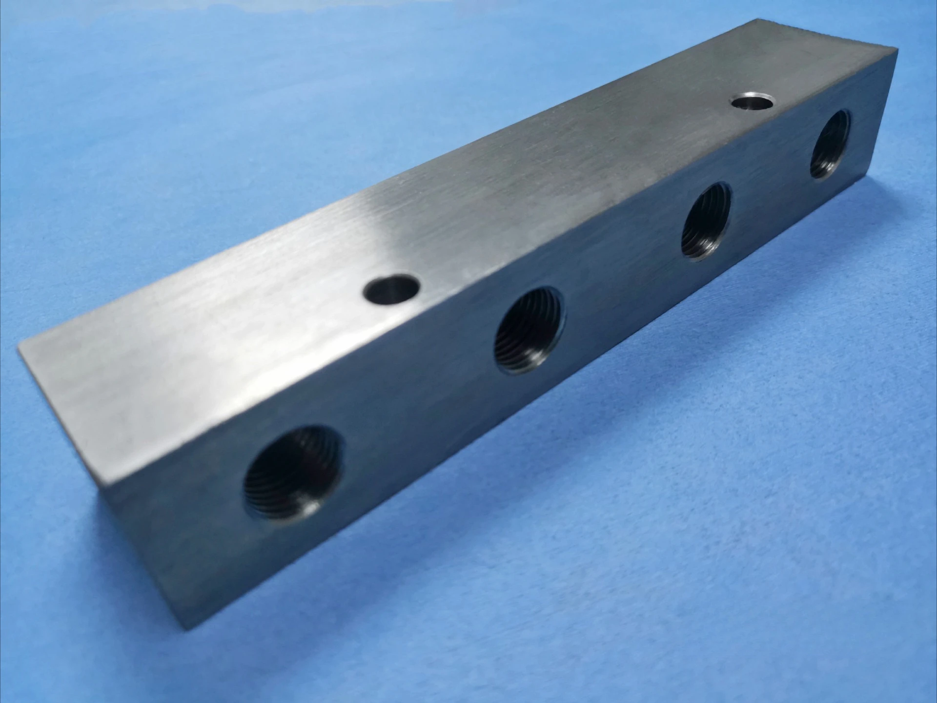 

Milling Machine Stainless Steel Diversion Valve, Forming Machine Spare Parts