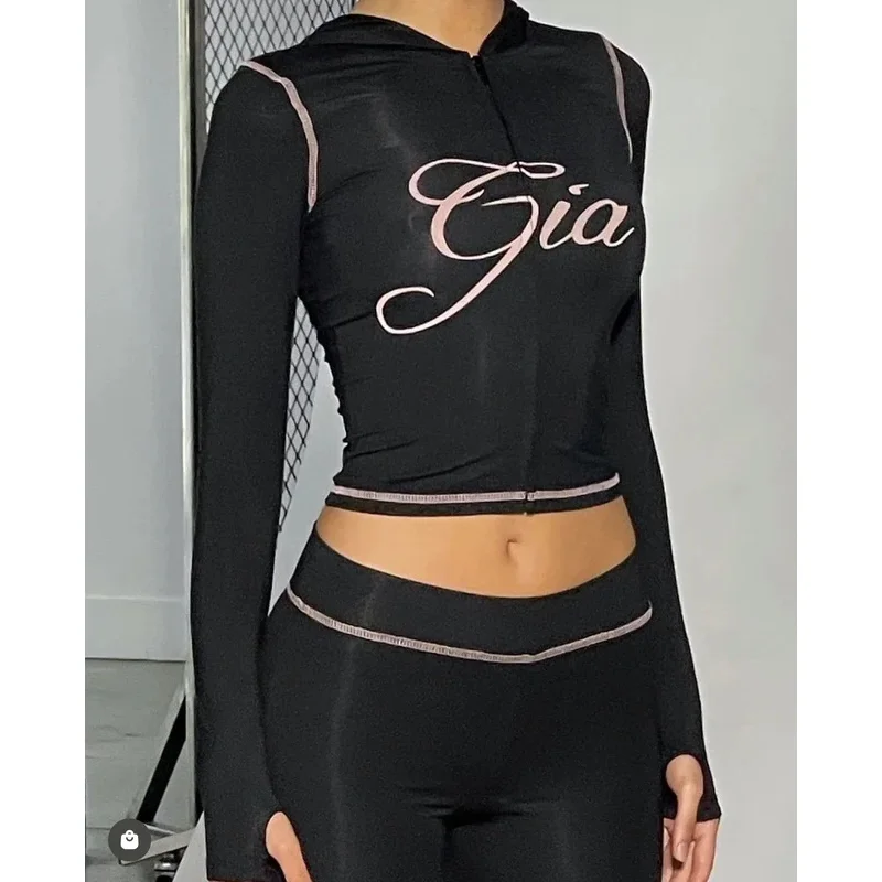 Nuevo 2025 iamgia hombro monograma estampado hilo brillante diseño delgado con capucha cremallera Chaqueta corta traje de pantalón eqs9X