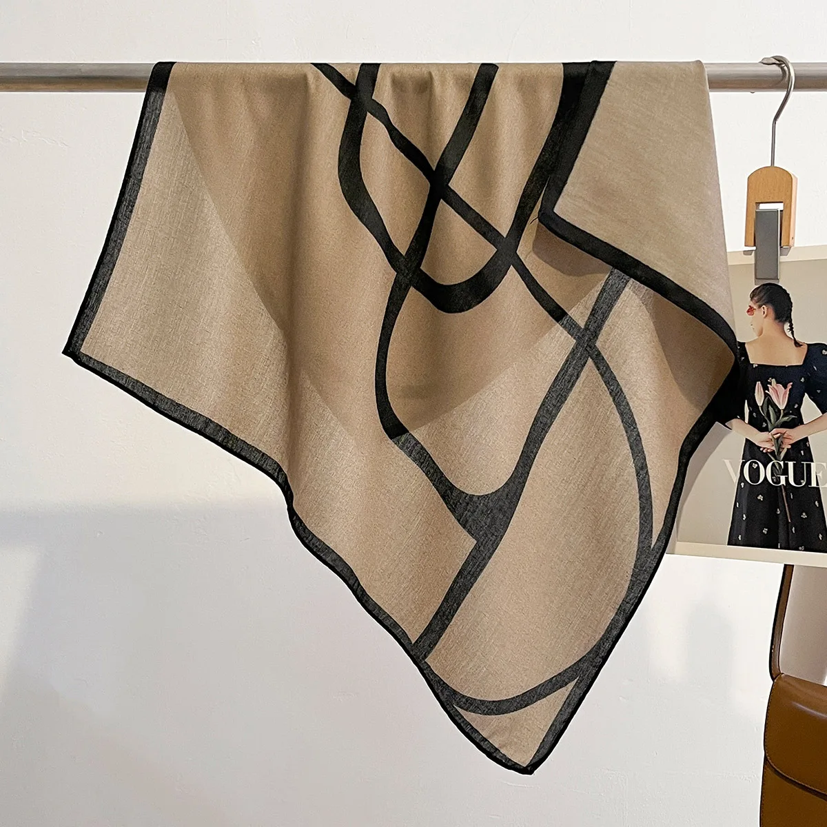 65*65 baumwolle Gefühl Halstuch Frauen Geometrische Muster Platz Schal Frühling Herbst Warm Halten Kopftuch Foulard Bandana Krawatten