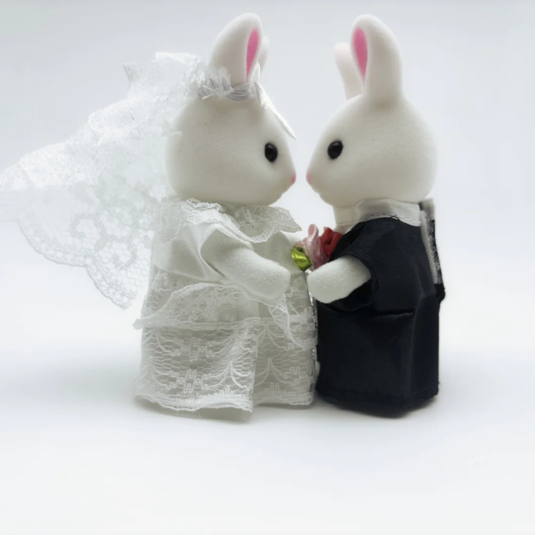 Valentine's Day Newlywed rabbit 1:12 Simulation Forest Family  Animal Dollhouse Figures Miniature FurnitureKitchen Accessories