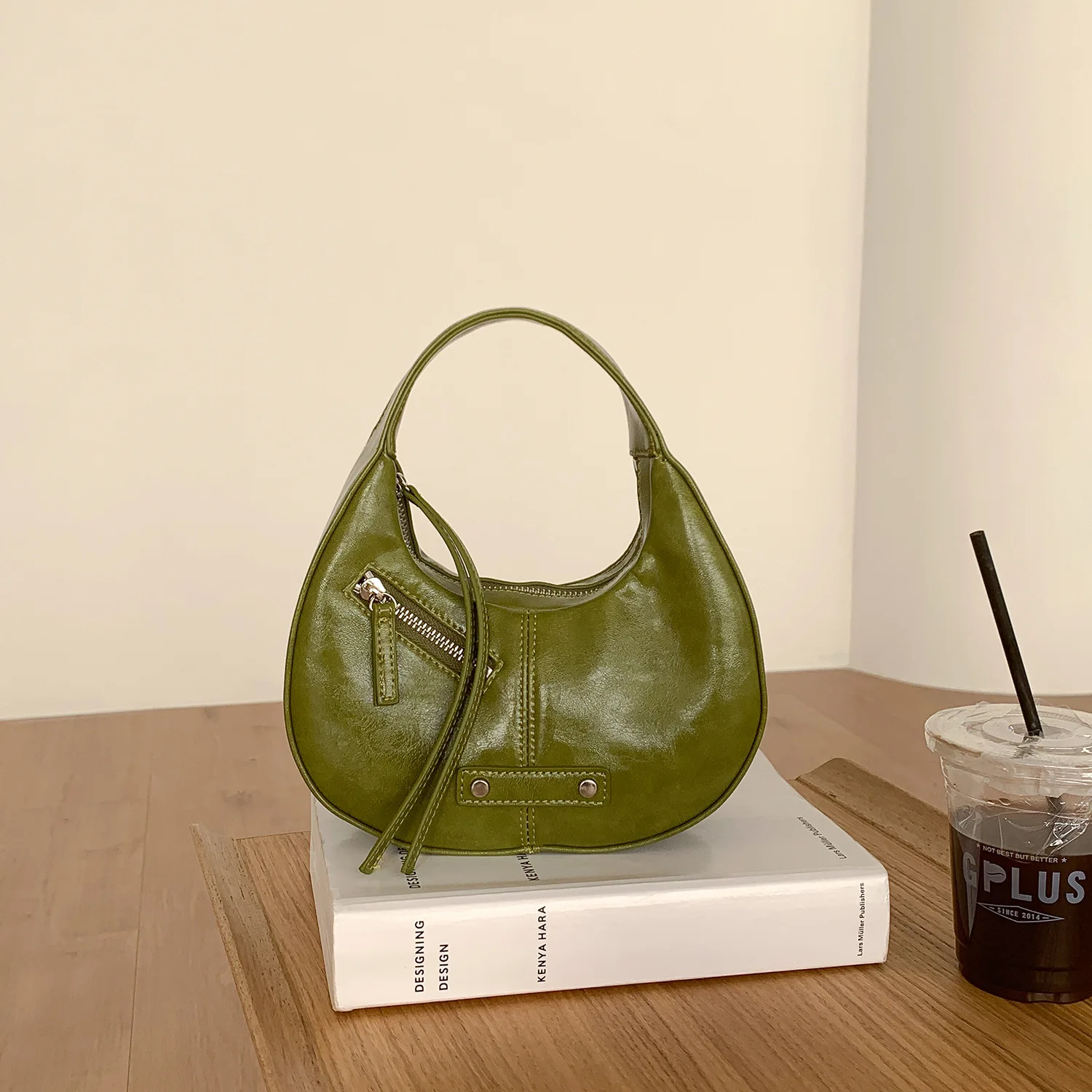 

Fashion High Quality Crescent Bags for Women Handbags and Purses PU Leather Croissant Designer Bag NEW Shoulder Bag Mini Clutch