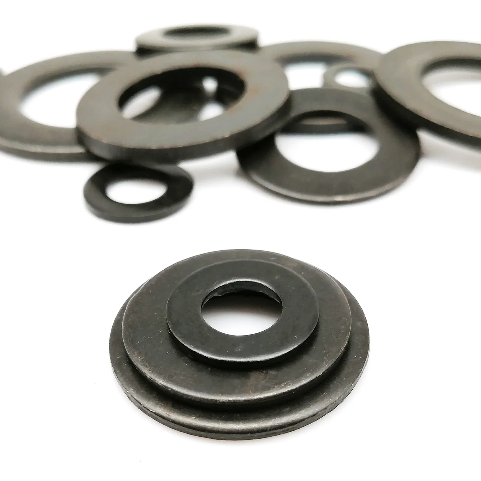 M1.6 M2 M2.5 M3 M3.5 M4 M5 M6 M8 M10 M12 M14 M16 M18 M20 M22 M24 GB97 DIN125 Black Grade 8.8 Steel Plain Gasket Flat Washer