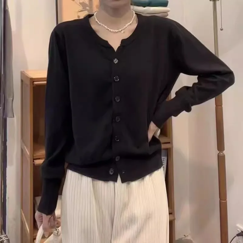 

woman Spring Cardigan 2025 new loose slim fit long sleeved knitted Korean casual sweater jacket women's top Sweaters Jumpers