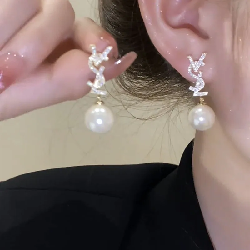 1pair Trend Luxury Pearl Pendant Earrings for Women Elegant Charm Birthday Jewelry GIft