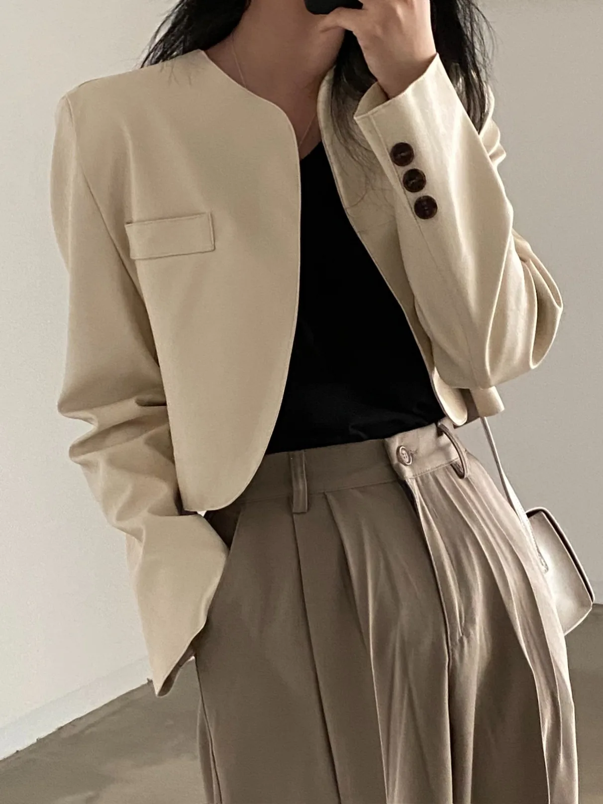 シックなオルトスベボタン装飾ルーズPUレザージャケットロングスベレディースジャケットアウターヴィンテージスレ秋新作