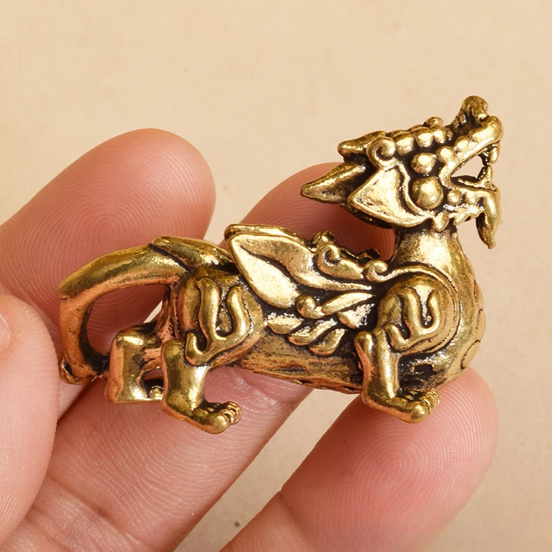 

Antique Copper Chinese Mythical Beast Pixiu Miniature Figurines Ornaments Brass Lucky Animal Qi Lin Desktop Decorations