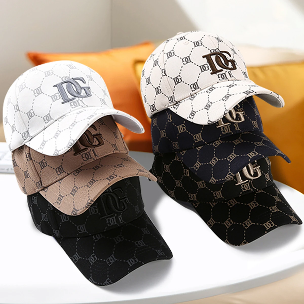

Новая корейская версия кепки с вышитыми буквами и принтом, мужская трендовая универсальная бейсболка с большой головой, женская кепка с маленьким лицом