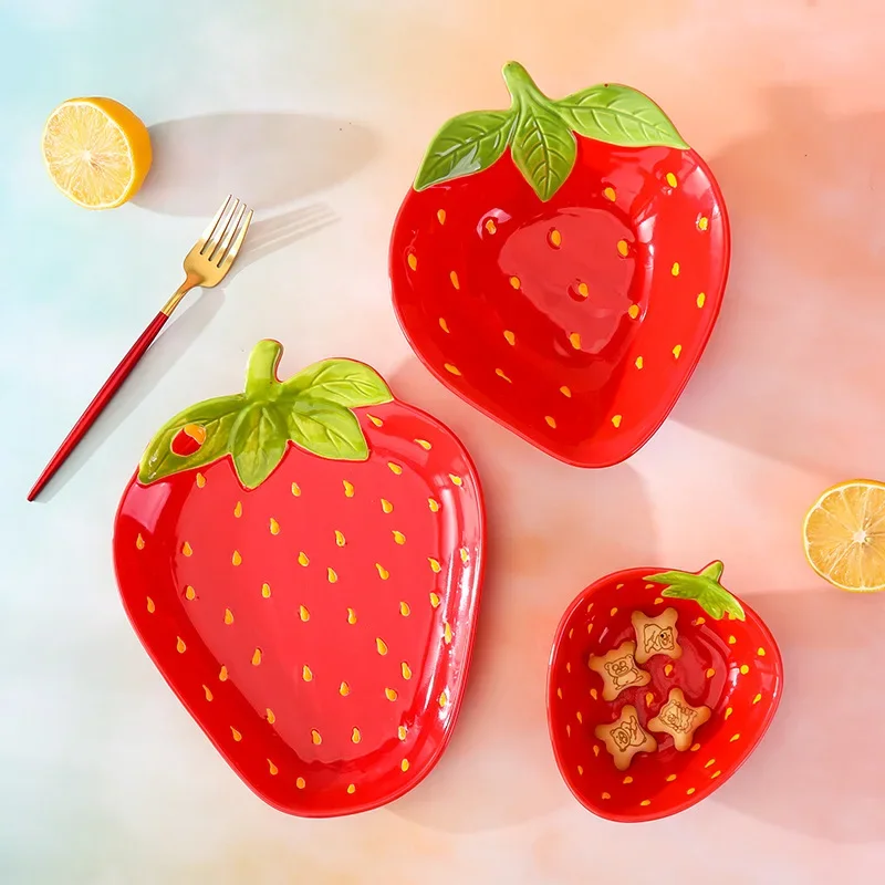 Cartoon Strawberry Shaped Plate,Household Ceramic Salad Bowl, Soup Bowl, Household Fruit Snack Plate,Exquisite Kitchen Utensils