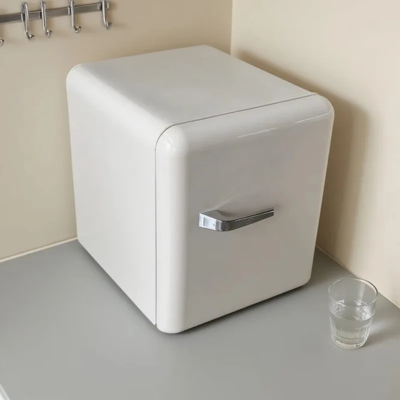 Compact Refrigerator Vintage Style 44L Noiseless Beverage Cooler Bedroom Electric Mini Refrigerator
