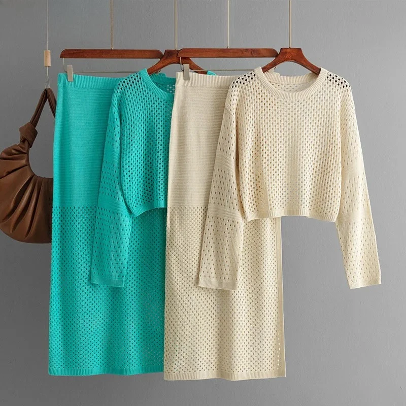 

Women's Summer 2-Piece Set Lace-Knit Long Sleeve Top and Maxi Skirt Set Casual Beachwear Resort Outfit