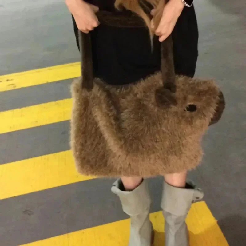 2024 neue Capybara Plüsch Rucksack Capybara Umhängetasche Handtasche weiche warme Capybara Schult asche für Mädchen Geburtstag Weihnachts geschenke