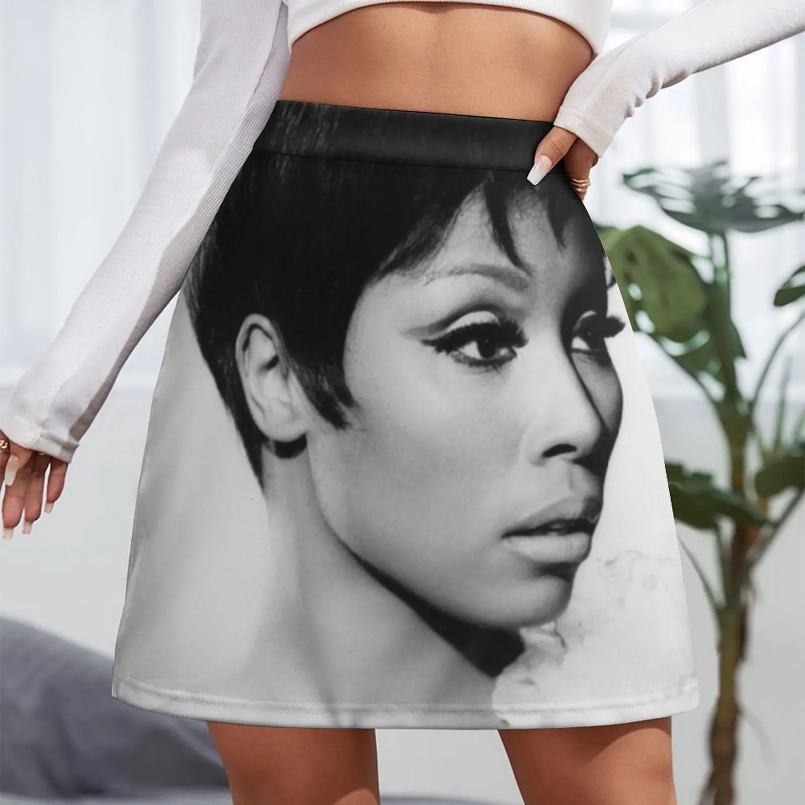 DIAHANN CARROLL T-SHIRT Minirock Koreanische Röcke Kurze Röcke bescheidene Röcke für Frauen