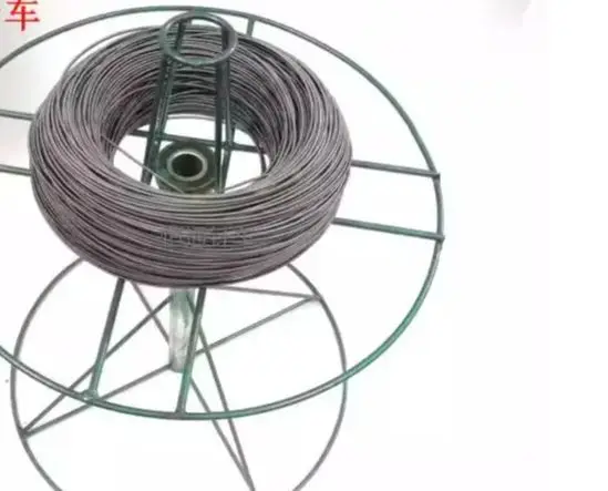 Turntable Roulette wheel for zipper Leather material Strapping iron Rubber bone strips Roll zipper strip