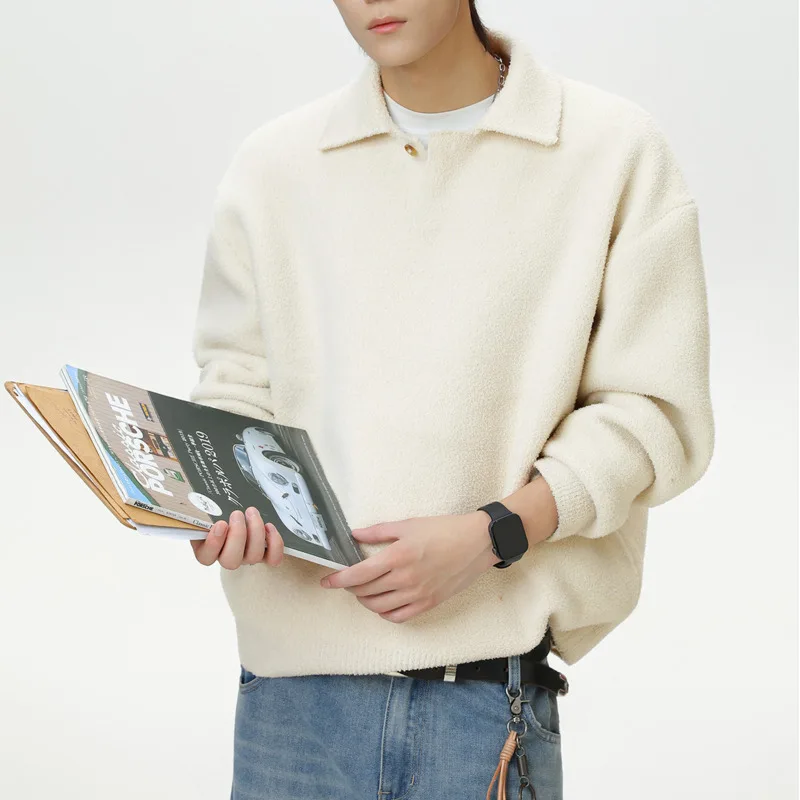 เสื้อสเวตเตอร์ผู้ชายแฟชั่นใหม่สำหรับฤดูใบไม้ร่วงและฤดูหนาว ดีไซน์คอปกแบบเรโทร ผ้ากำมะหยี่ครึ่งตัว แต่งปกแบบนกนางนวล หนานุ่ม อุ่นสบาย ถักทออย่างประณีต