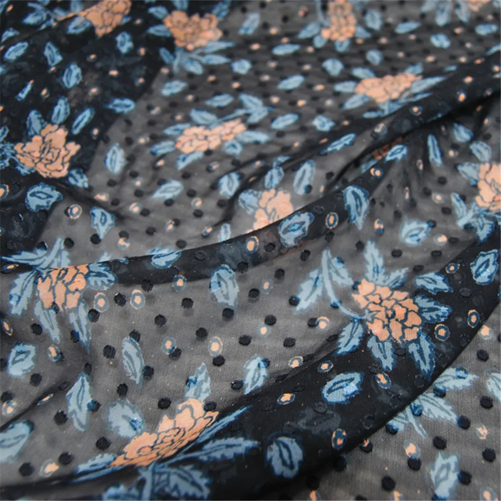 High Quality New Attractive Vintage Classic Flower Silk Jacquard Fabric for Female Elegant Daily Dress Blouse