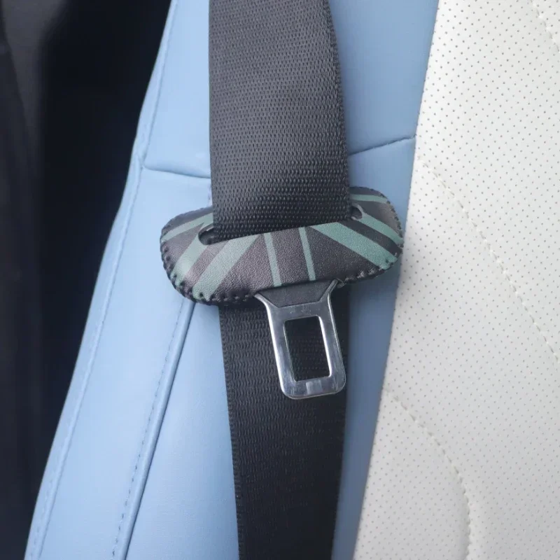1PC Leather Car Seat Belt Clip Safety Seatbelt Lock Buckle Plug Cover Thick Insert Socket Extender Safety Buckle protective case