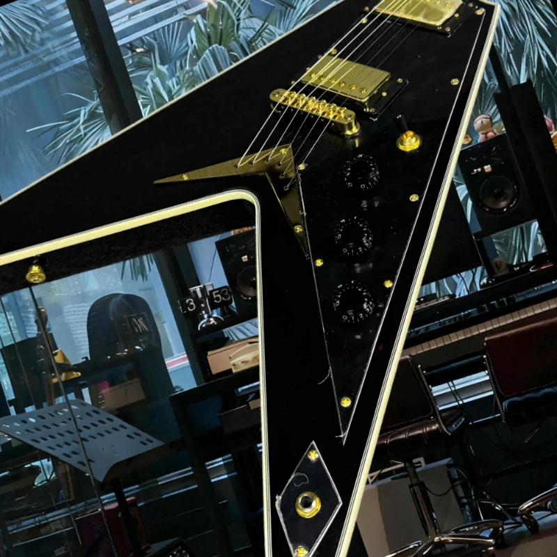 

Gift Christmas Black V Electric Guitar Mahogany Body Rosewood Fingerboard Free Shipping