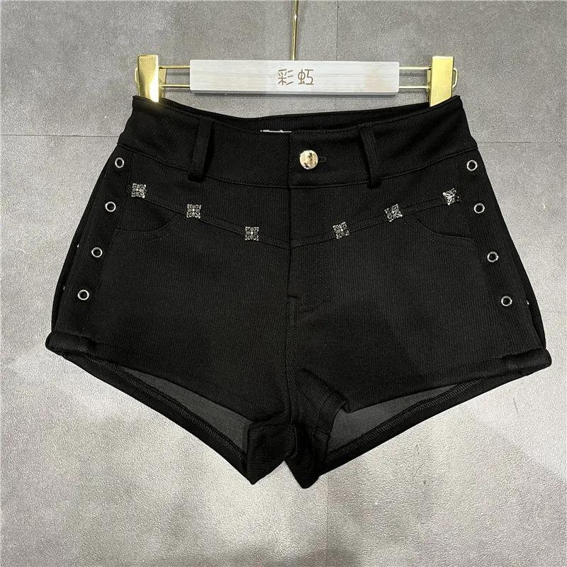 Street Fashion Heavy Industry Rivets Decorative Rhinestone Belt Shorts 2024 Fall Spring New Sexy Booty Short for Women