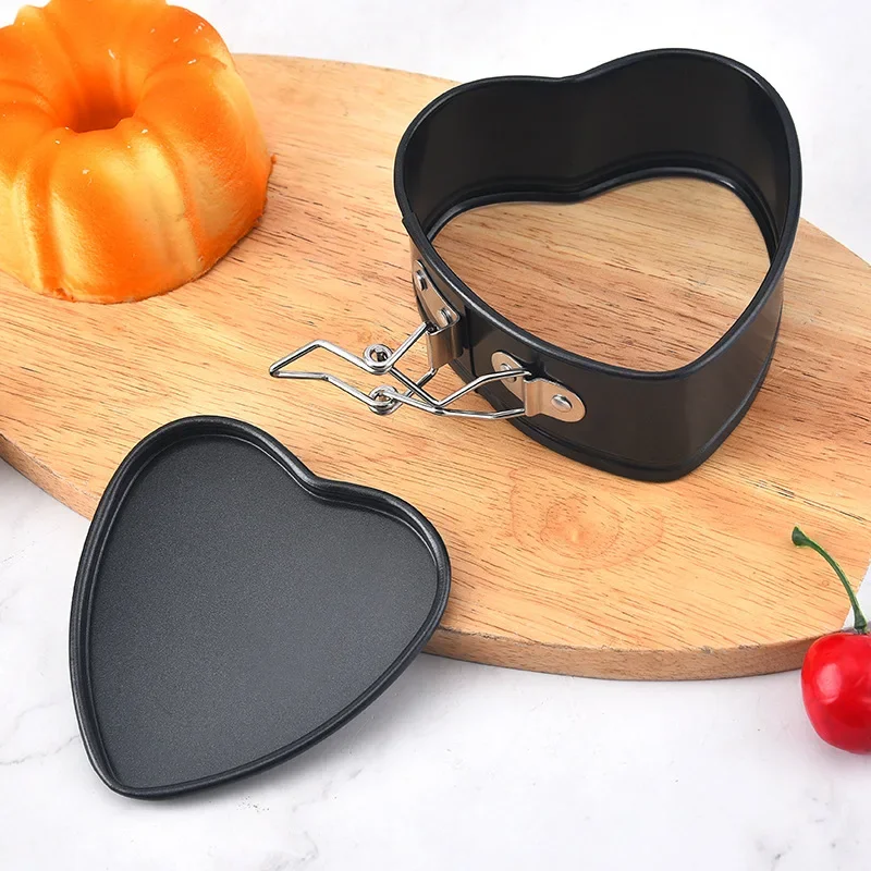 Non-stick Love Heart Shaped Moulds Sponges Cheese Cake Mold Can Metal Spring Lock Form Baking Pan Buckle Tray Bakeware Tools