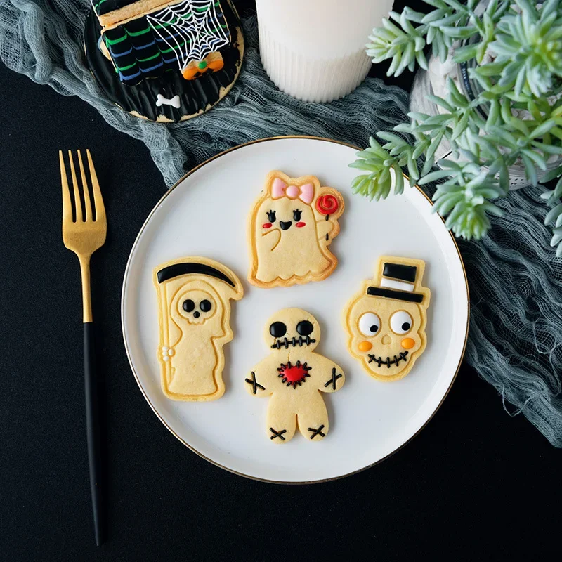 Cartoon Halloween Fondant Frosting Cookie Embosser Mold Cute Bat Ghost Skull Pumpkin Pattern Cookie Cutter Cake Stamps Moulds