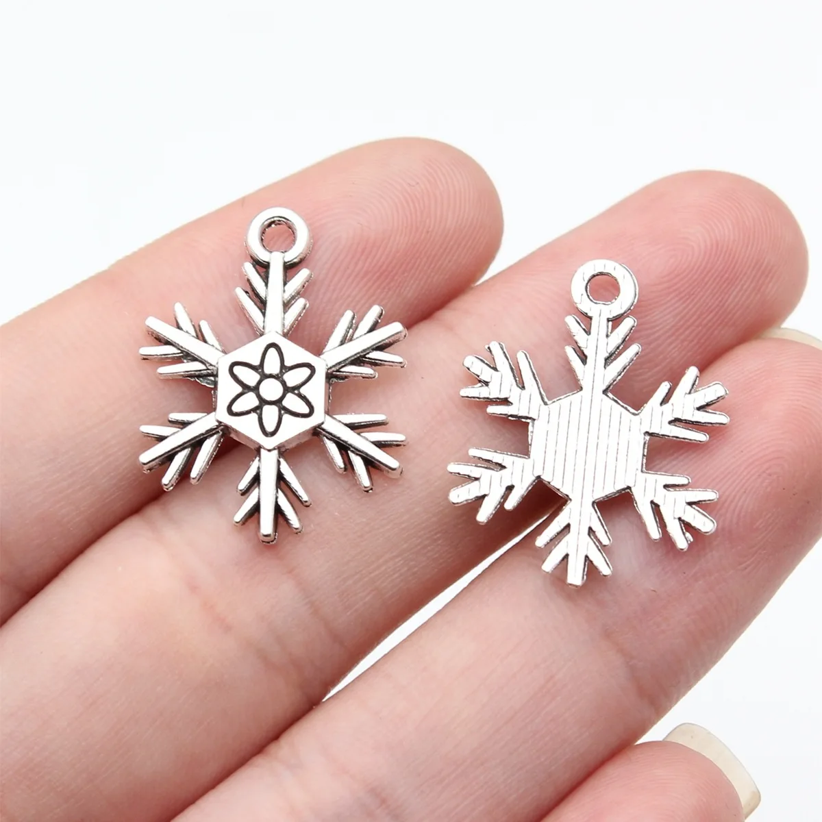20pcs 24x18mm Antique Silver Color Snowflake Pendant Charms Jewelry Making DIY