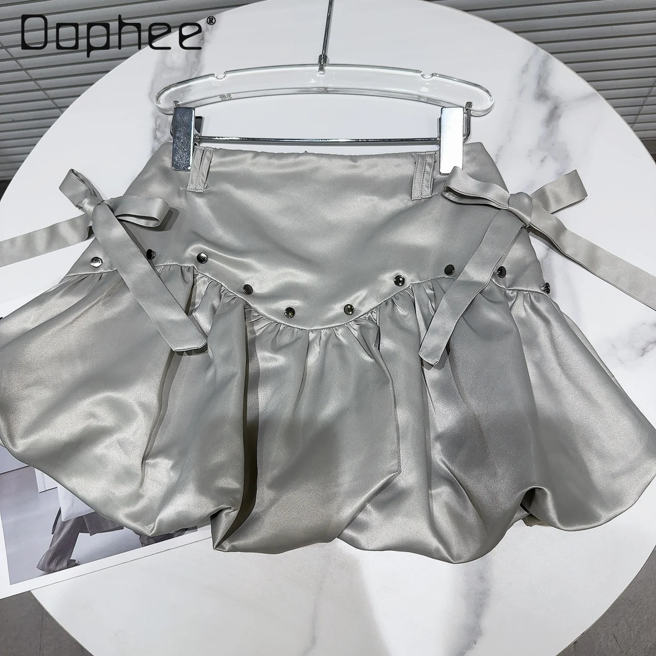 

Женская короткая юбка с заклепками и бантом, летняя Милая серая мини-юбка в стиле Харадзюку с завышенной талией и бантом, 2024