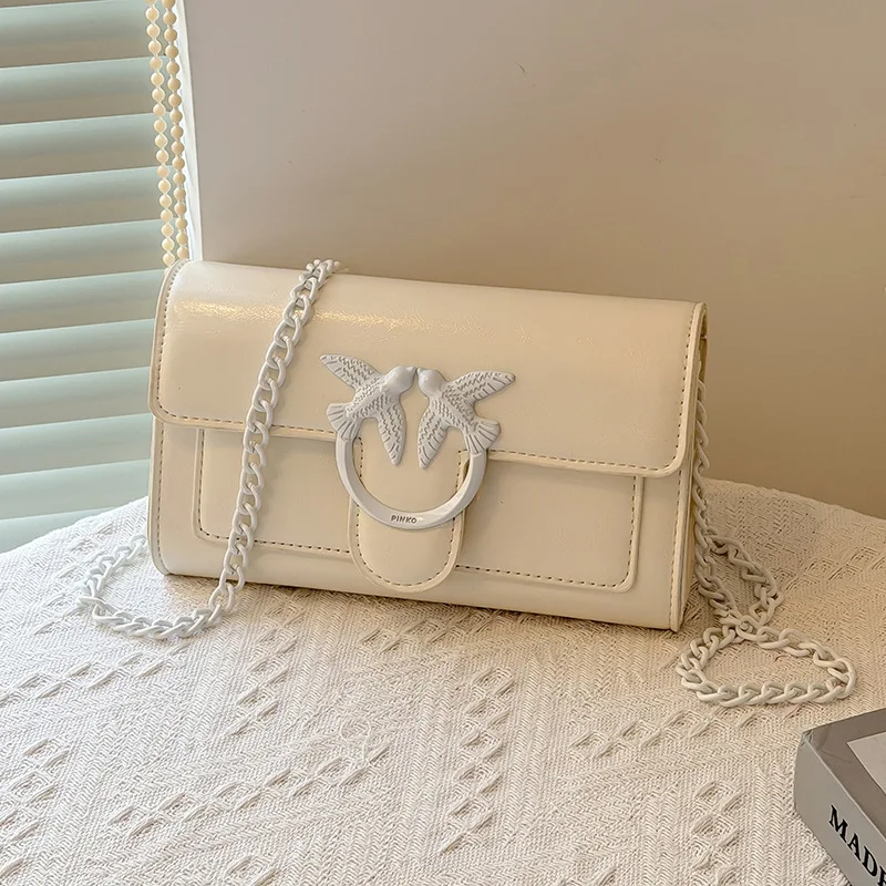 

Ретро-сумка-кроссбоди 2026: мини-квадратная сумка с цепочкой, трансформируемая, на плечо, нишевый шик