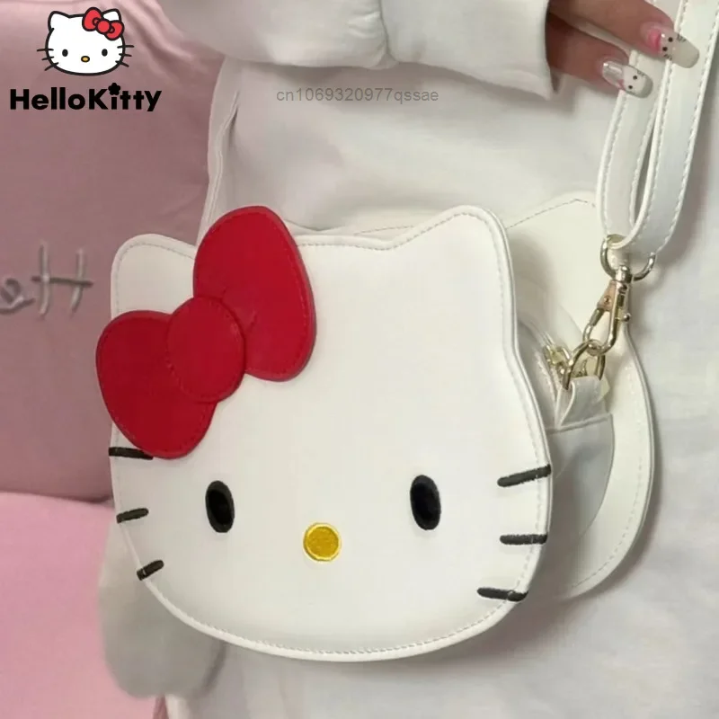 Sanrio Hello Kitty Girl Heart 3D Cartoon Crossbody torba damska PU skórzana torba z wisiorkiem wysokiej wartości estetycznej torebki