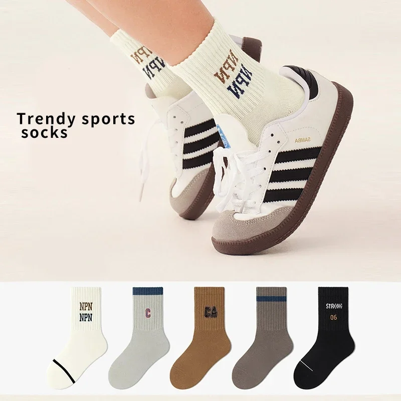 5 أزواج من الجوارب القطنية الممشطة للأطفال الأولاد جوارب رياضية غير رسمية موجزة ومرنة وناعمة ومريحة عالية الجودة للأطفال نصف جوارب #2
