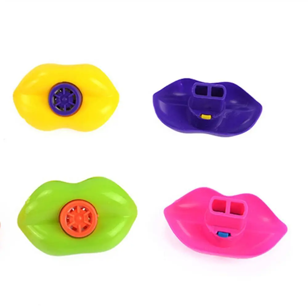 Super Funny Game Prize Gift for  Birthday Party  Supplies Plastic Whistle Lip Shape Whistle Whistle Mouth Lip Whistle