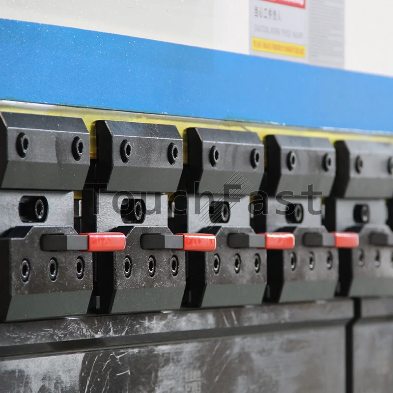 핫 세일 터치패스트 1000mm 30t 50톤 63톤 전기 소형 프레스브레이크 CNC 유압 프레스 브레이크 공급업체