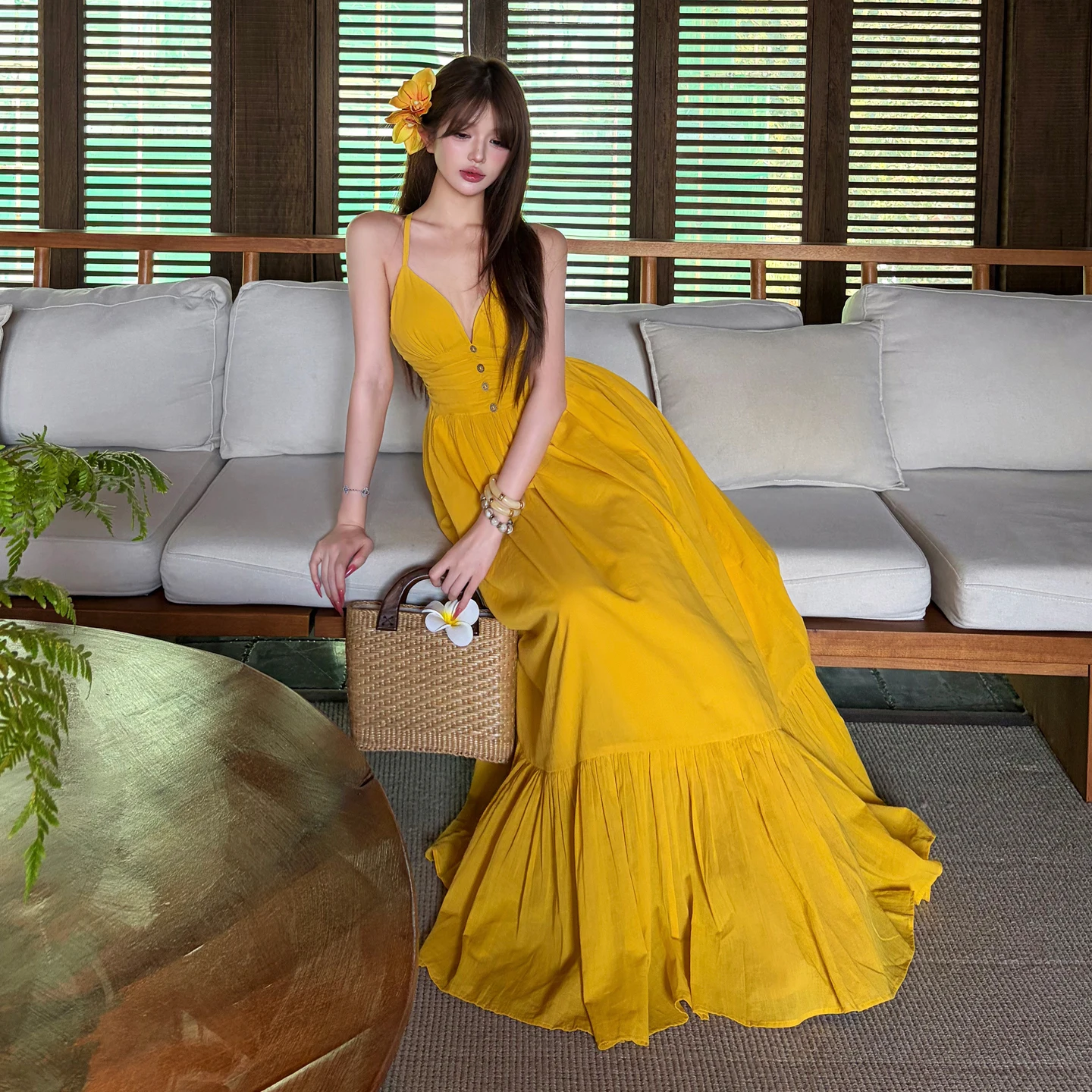

Summer Vacation Style Mango Yellow Backless Strap Dress Women's Slimming Long Dress with Chest Pad Casual Loose Fit Gown