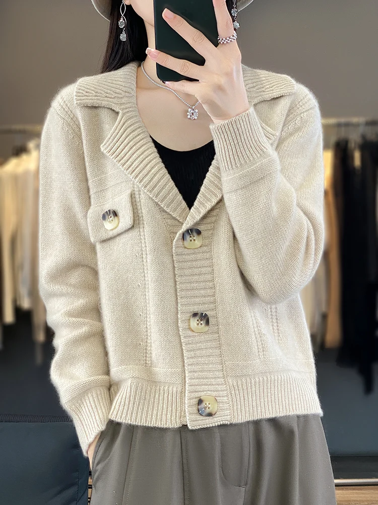 Fashionable slimming and stylish lapel, 100% pure wool cardigan, women\'s 2024 spring new external short sweater jacket