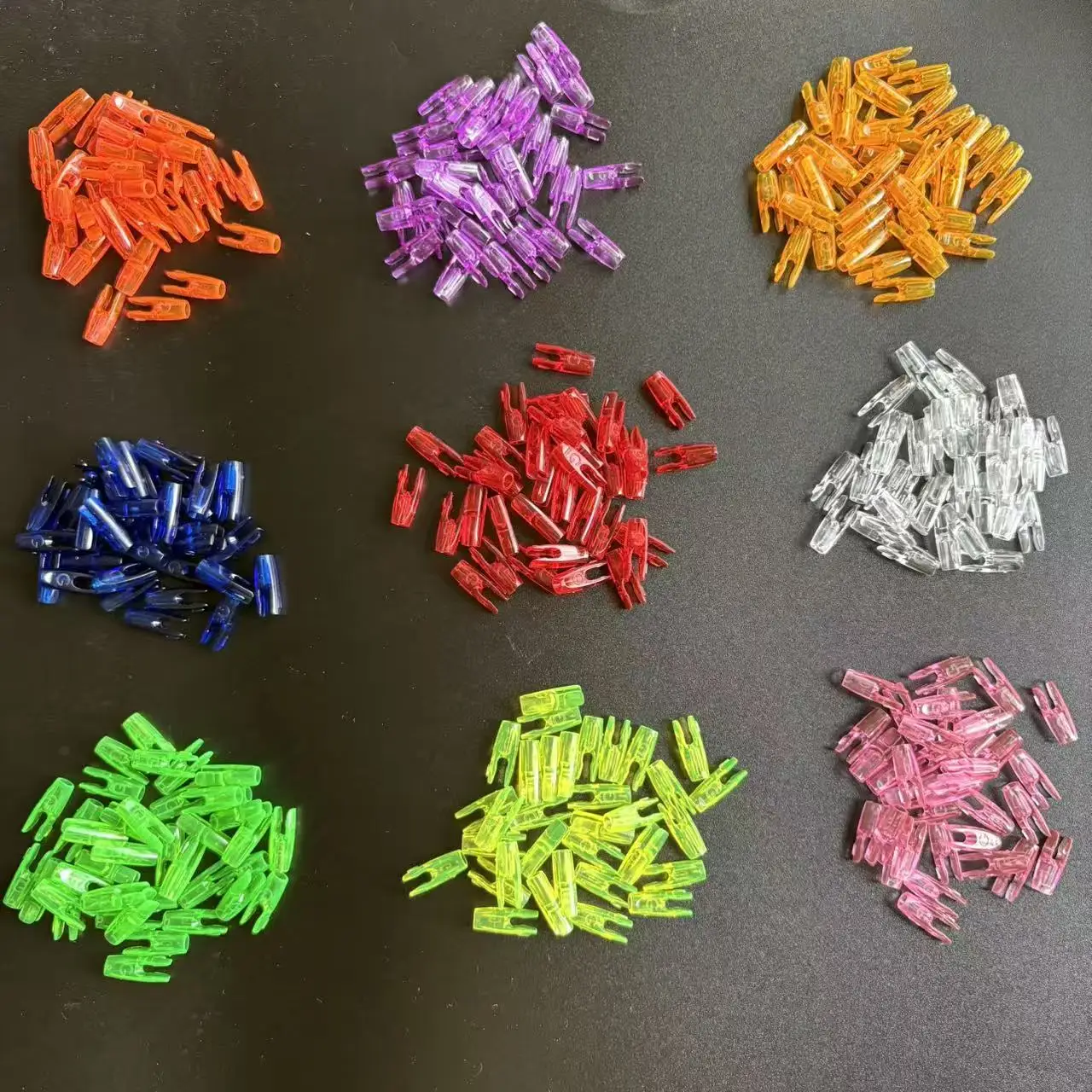 50pcs 11 Color G Arrow Nocks For ID3.2/4.2/5.2/6.2/8.0mm Arrow Shaft DIY Archery Accessory Plastic Groove 2.72