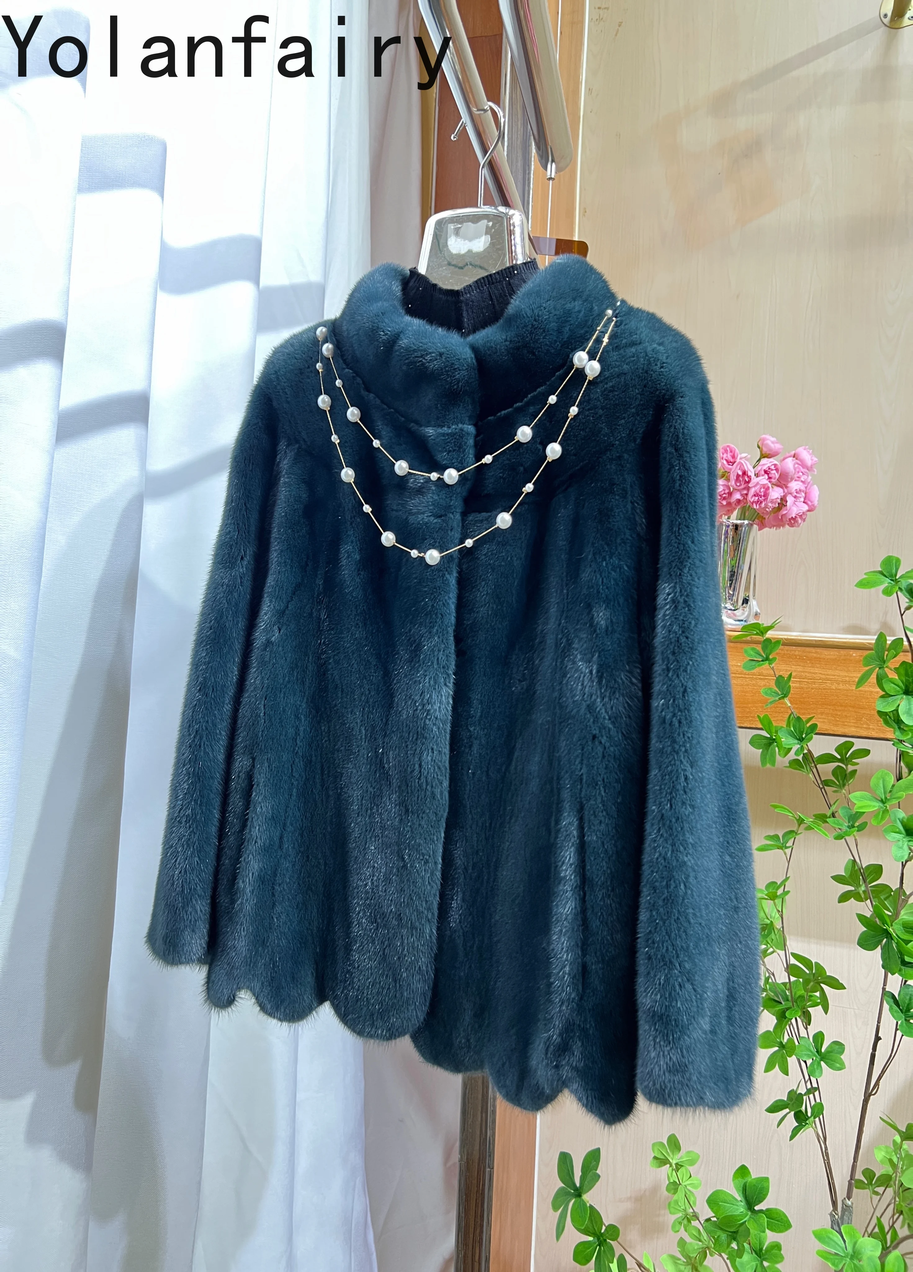 YOLANFAIRY معطف فرو المنك الطبيعي الكامل ملابس امرأة فاخرة 25 شتاء قصير سترة من الفرو الحقيقي معاطف فرو المنك الوقوف طوق Casaco