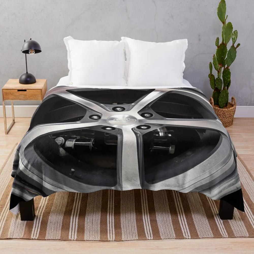 

Grip Forged Alloy Wheel Throw Blanket Sofas heavy to sleep Plaid on the sofa Blankets