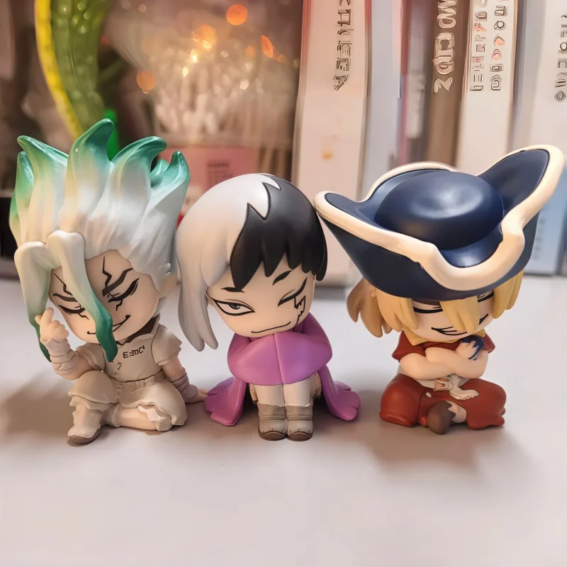 In Stock Tomy Dr.Stone Shoulder-Leaning Figure Senku Ishigami Character Mini Figure Desktop Decor Collectible Birthday Gift