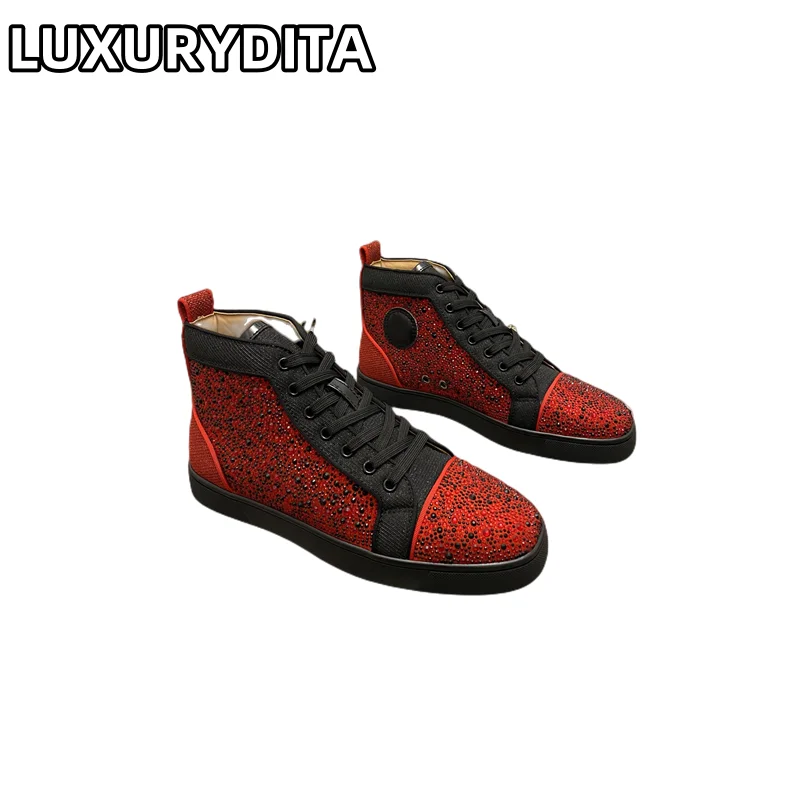 Chaussures de tennis décontractées à la mode pour femmes de qualité supérieure baskets de luxe en cuir véritable pour hommes 35-48 Designr Rivet chaussures d'amoureux à semelles rouges M0187
