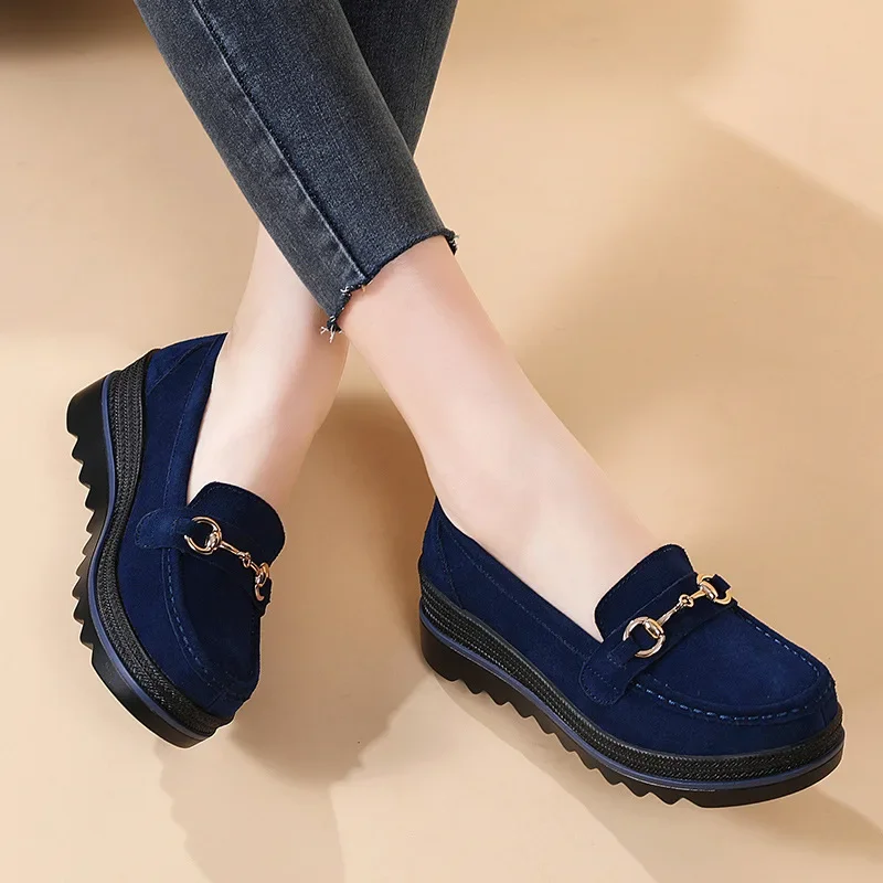 

2024 Spring High Quality Women's Shoes Light Comfort Flas Platform Shoes Metal Buckle Casual Mother Shoes Wedge Ladies Loafers