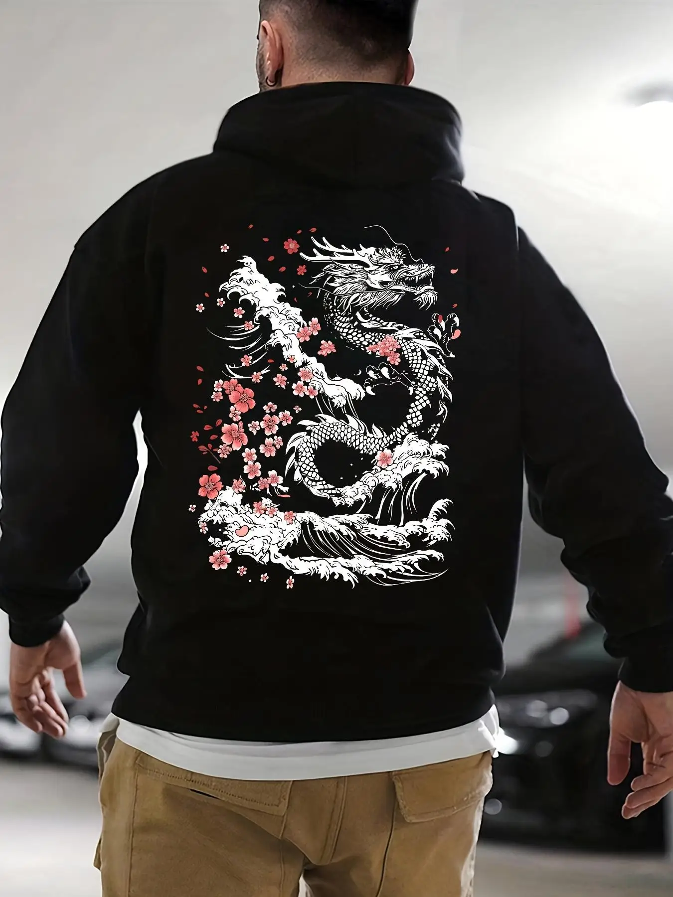 Exquisite floral dragon-patterned printed men's trendy retro glamorous fashionableY2Ktyle daily casual sports hooded sweatshirt.
