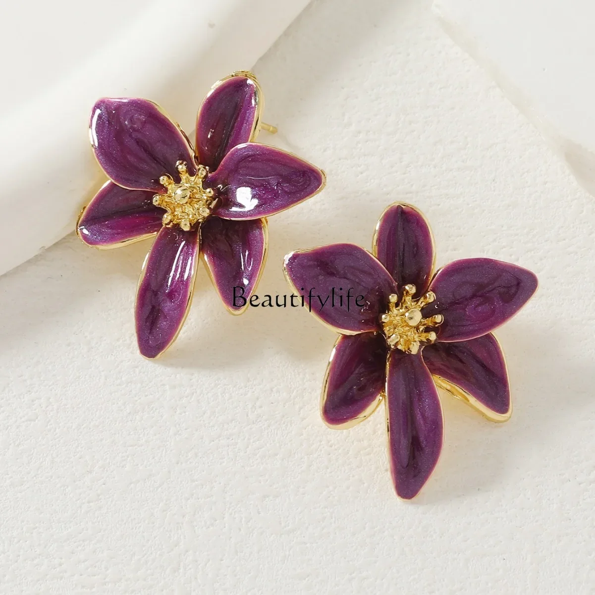 

European and American temperament style earrings, small fresh flowers, simple and textured oil dripping enamel earrings