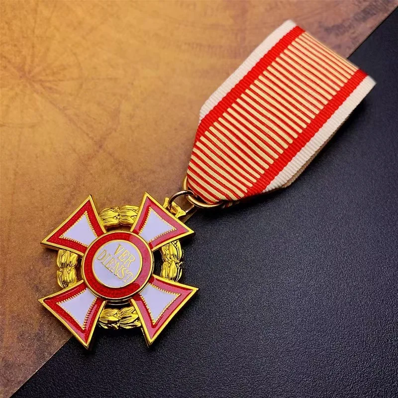 صليب الجدارة النمساوي وشارة ميدالية الإمبراطور الألمانية #2