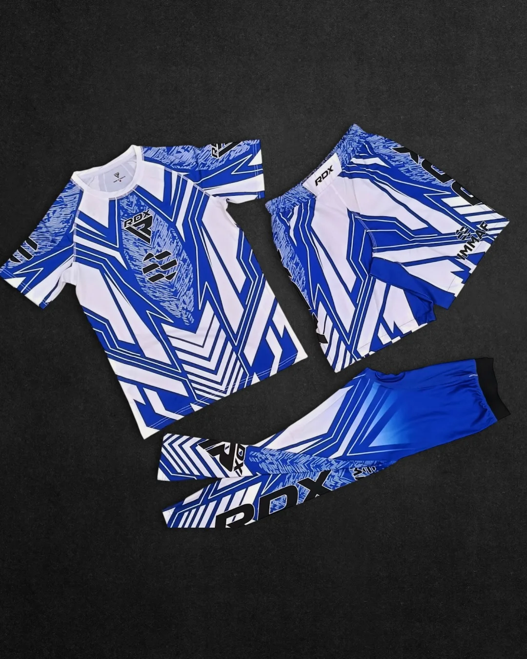 Image of Sommer Neuheit: MMA RDX Blau-Rotes Kampf-Set für Nachtspiele – T-Shirt & Shorts für Kinder & Erwachsene – Box-Trainings-Sportset, Oversized, Atmungsaktiv, Schnelltrocknend