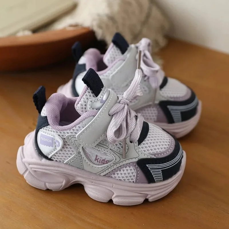 

Спортивная обувь из искусственной кожи для детей, модные кроссовки для мальчиков и девочек, противоскользящие, дышащие, для активного отдыха на улице.