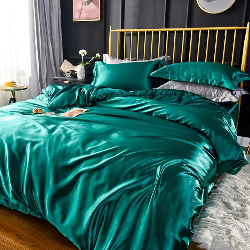 

4pcs Soft Smooth Satin Bedding Set Luxury Queen King Size Bedding Set Solid Color Bed Sheet Quilt Duvet Cover Pillowcase