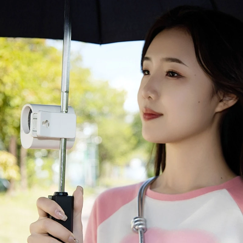 USB Desk Fan Rechargeable Battery تعمل على تشغيل جهاز تبريد مشبك قابل للتعديل لمحطات العمل خيمة حضانة