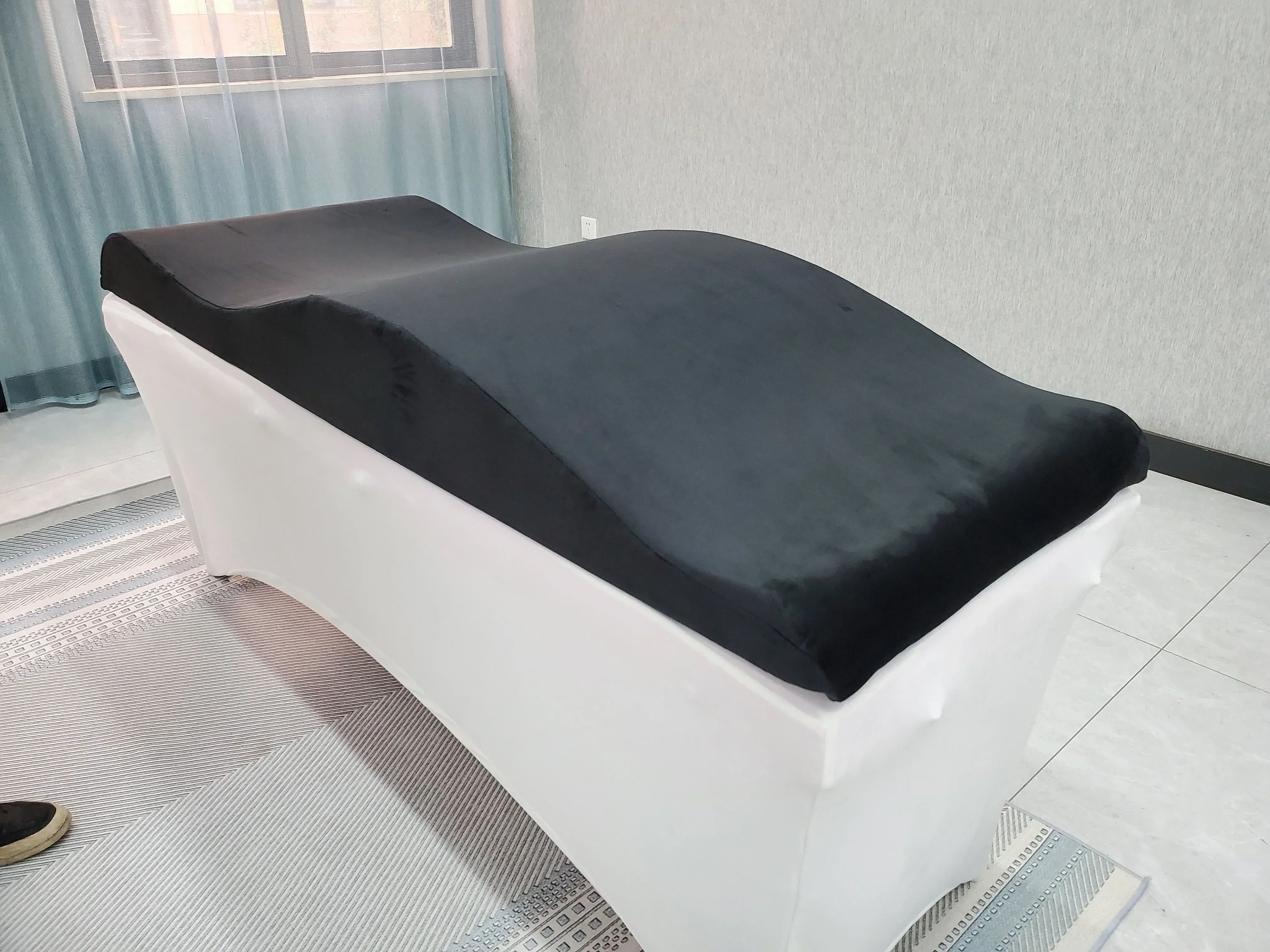 Beauty salon lash bed message mattress