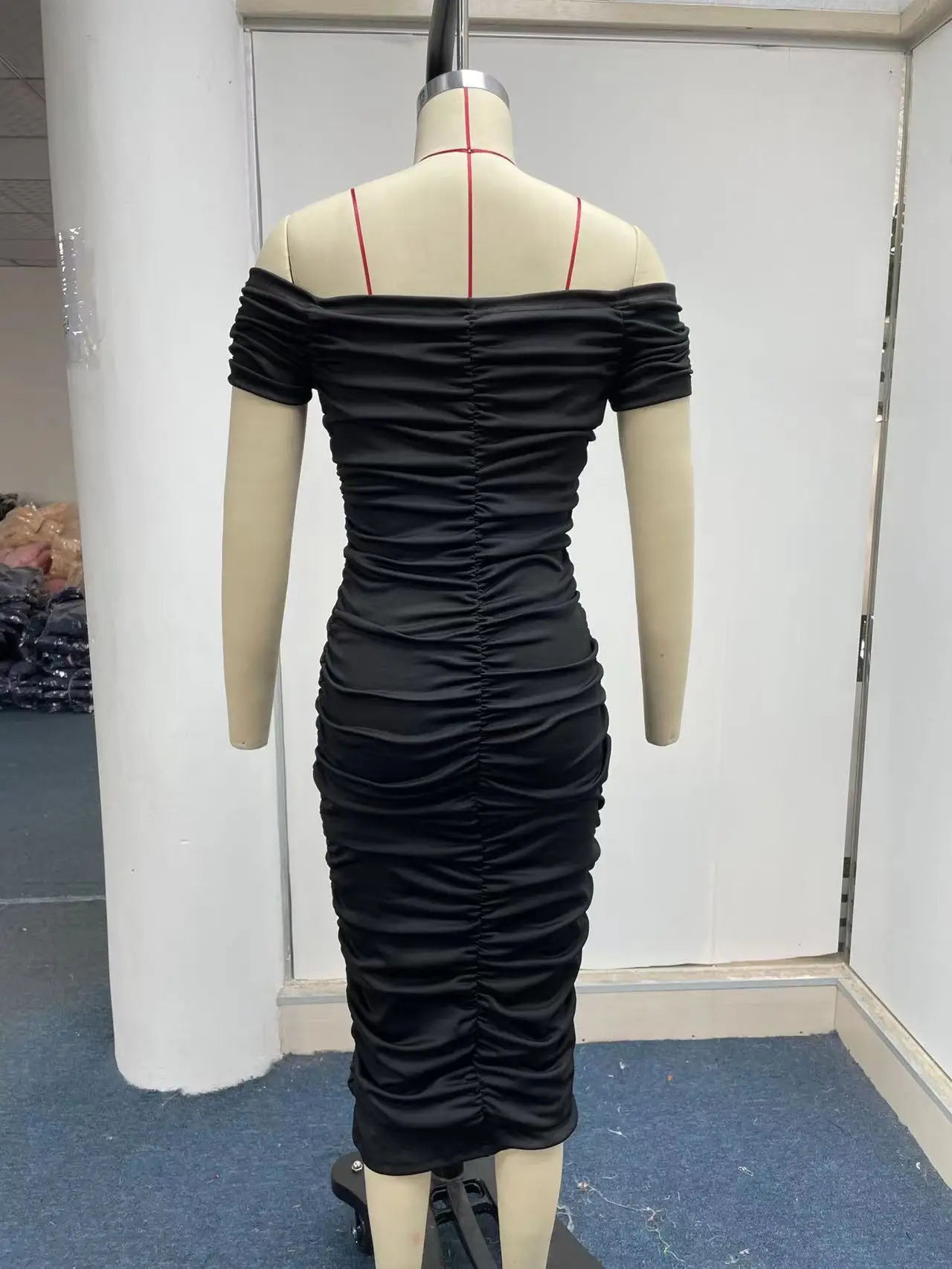 European and American style solid color long skirt, elegant temperament, summer women's dress, one shoulder pleated dress